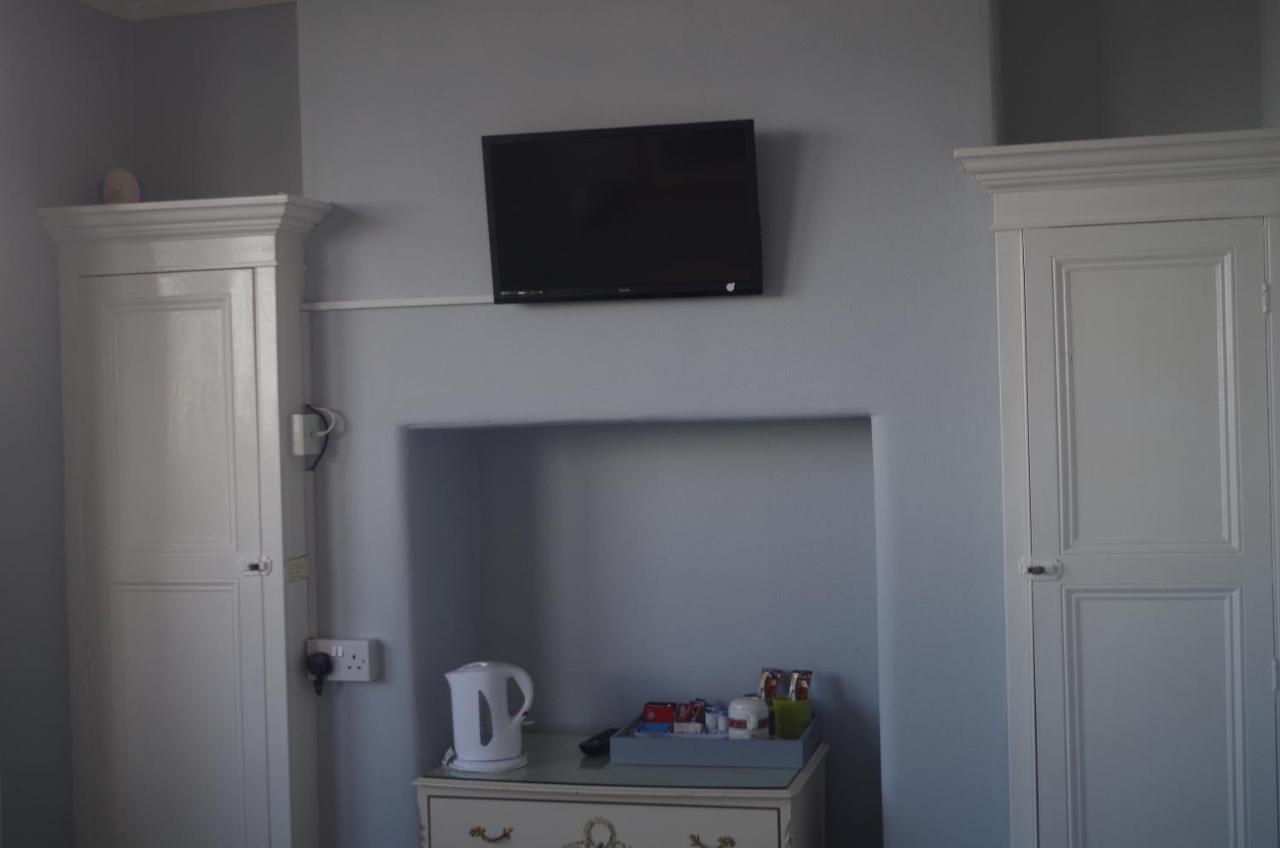 Varley House 4*